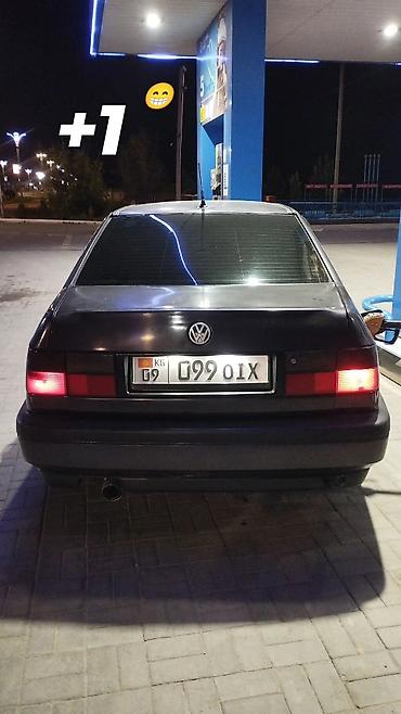second tech: Volkswagen Vento: 1992 г., 2 л, Механика — 3