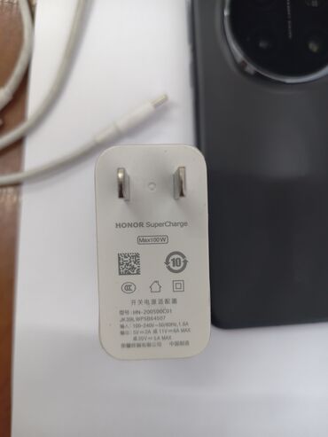 Honor: Honor Magic 7 Pro, 256 ГБ, цвет - Серый, 2 SIM — 7