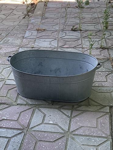 su bockası: Sinkli metal vanna/çəllək - Material: sinklənmiş polad (paslanmaya — 1