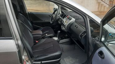 Honda: Honda Jazz: 2008 г., 1.4 л, Вариатор, Бензин, Хэтчбэк — 4