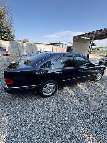 шильдик amg: Mercedes-Benz E-Class: 1999 г., 2.4 л, Кол менен иштөөчү, Бензин, Седан — 7