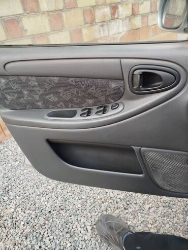 Daewoo: Daewoo Lanos: 2000 г., 1.5 л, Автомат, Газ, Седан — 9