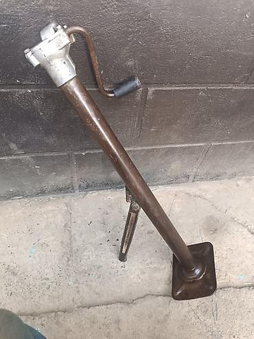 водный матор: Домкрат. Газ 24. газ 21 . Волга. СССР . оригинал — 2