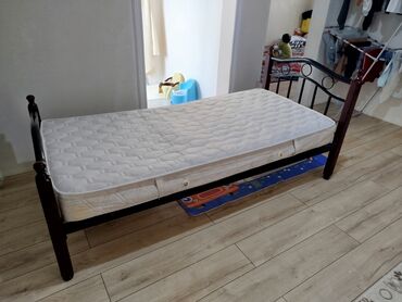 matras satilir: İşlənmiş, Təknəfərlik çarpayı, Bazasız, Matras ilə, Siyirməsiz, Türkiyə