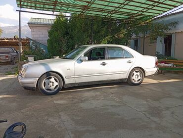 мерс 21х: Mercedes-Benz E 280: 1998 г., 2.8 л, Автомат, Бензин, Седан