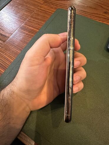 Apple iPhone: IPhone Xs, 256 GB, Qızılı, Face ID — 9