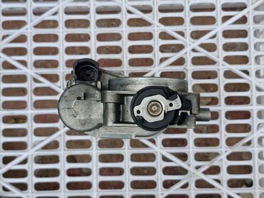 Дроссельные заслонки: Дроссельная заслонка Mercedes-Benz 1999 г., Б/у, Оригинал, Германия — 8