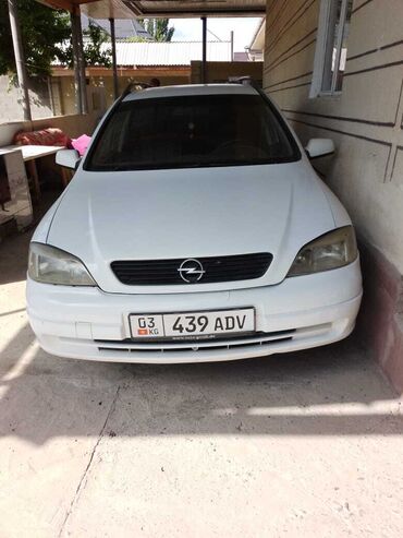 Opel: Ак универсал Opel Astra Ж