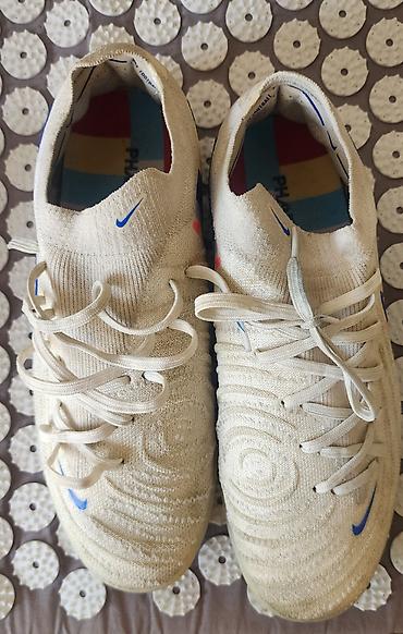 Бутсы: Футзалки Сороконожки 1 модель - Nike Phantom Размер EUR 41, US 8 — 1