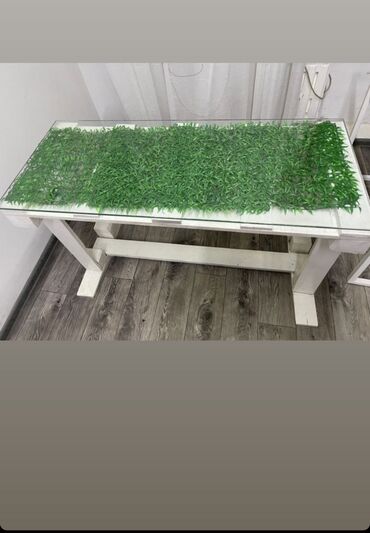 стол темир: Продается маникюрный столик