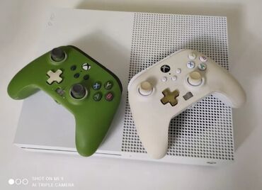 купить джойстик xbox 360: Продаю XBox one s состояние отличное, дисковод рабоет. Два джойстика