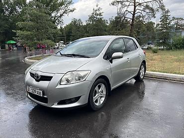 auris: Toyota Auris: 2008 г., 1.8 л, Автомат, Газ, Хэтчбэк — 3