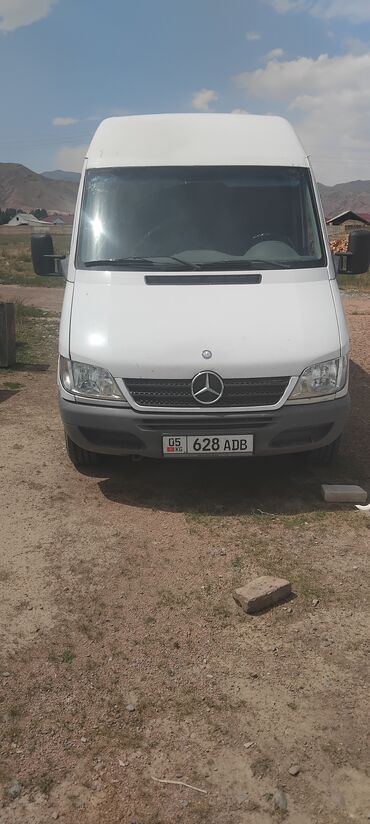 купить диски 17.5 грузовые: Жеңил жүк ташуучу унаа, Mercedes-Benz, Стандарт, 3 т, Колдонулган