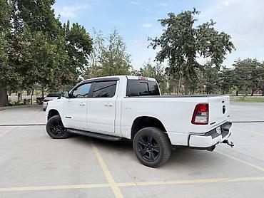 рама вольво: Dodge Ram 1500: 2021 г., 5.7 л, Автомат, Газ, Пикап — 4