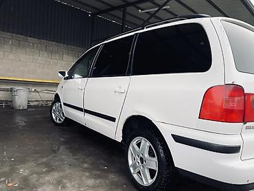 Volkswagen: Volkswagen Sharan: 2002 г., 2.8 л, Механика, Бензин, Минивэн — 8