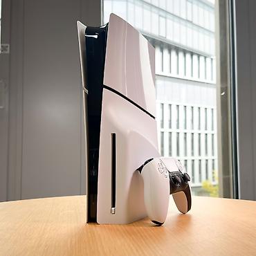 Sony PS5 Slim 1TB 8K HDR 120Гц С дисководом Бонус подписка 1 месяц at lalafo.kg Sony PS5 Slim 1TB 8K HDR 120Гц С дисководом Бонус подписка 1 месяц