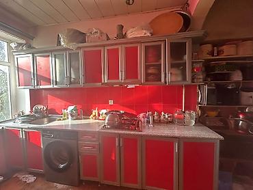 Mətbəx mebeli satılır 200₼. Ölçü 4.yarım. Üzərində qaz moyka aspirator lalafo.az -da Mətbəx mebeli satılır 200₼. Ölçü 4.yarım. Üzərində qaz moyka aspirator