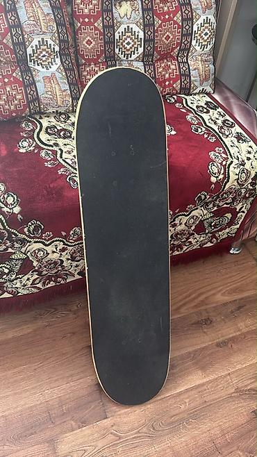 Skeytbordlar: Skateboard – Playlife
Çox az sürülüb yeni kimidir endirim yoxdur — 2