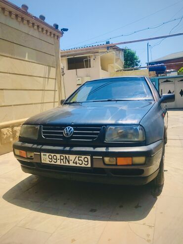 akumulator satisi v Azərbaycan | Akkumulyatorlar: Volkswagen Vento: 1.8 l. | 1993 il | 159350 km. | Sedan