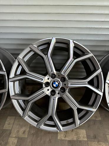 Диски: Литые Диски R 21 BMW, Комплект, отверстий - 5, Б/у — 4