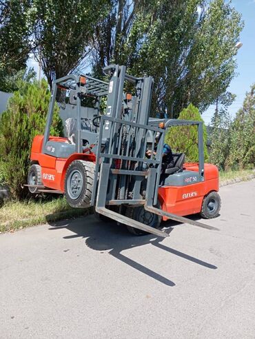 corolla runx: 📦 Вилочные погрузчики в аренду от 1 до 10 тонн — Долгосрочно 🔧 Сдаём