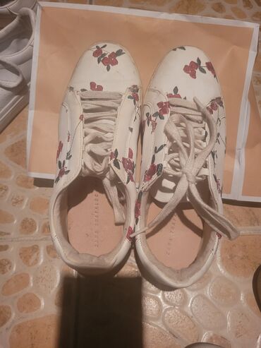 обувь зимние: Туфли 37, цвет - Белый
