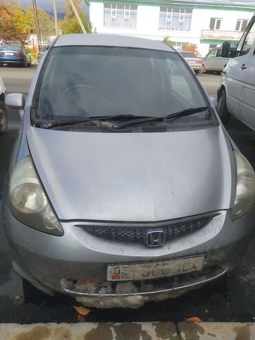 фит карапка: Honda Fit: 2005 г., 1.3 л, Вариатор, Бензин, Хэтчбэк