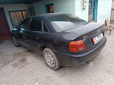 старий талчок: Audi A4: 1995 г., Механика, Бензин, Седан