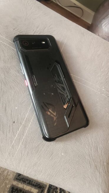телефон элжи: Asus ROG Phone 6, Б/у, 128 ГБ, цвет - Черный, 2 SIM