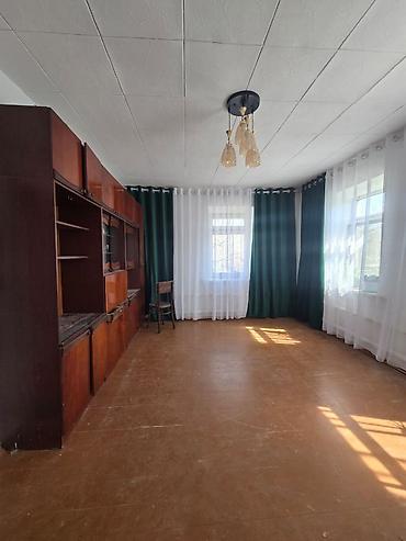 Продажа коттеджей и домов: Продаётся дом 🏠 Район Баят 115 квкирпич,3,5 сот по гос акту 5 по — 2