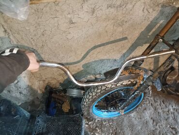 Motosiklet hissələri: Motosiklet Minsk125 vosxod ramaya yilib mator yığmaq lazımdı arxa — 32