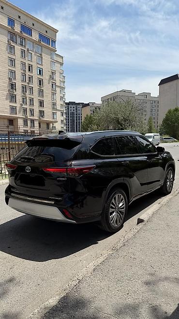 highlander 2017: Toyota Highlander: 2021 г., 2.5 л, Вариатор, Гибрид, Внедорожник — 2