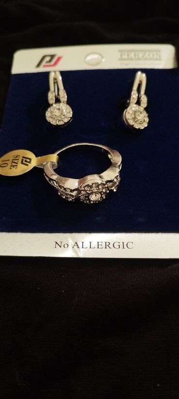 Üzüklər: Böyük həcmli qadın üzük kolleksiyası - Ümumi sayı: 12 ədəd - — 21