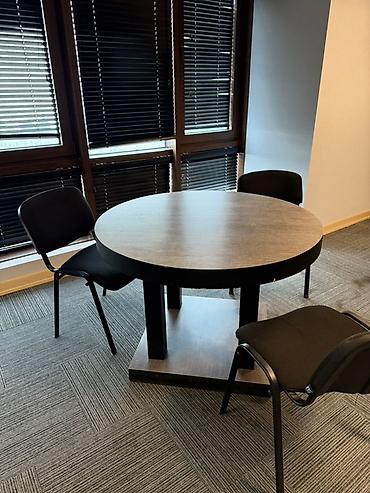iwlenmiw stullar: Ofis üçün dəyirmi görüş masası və 3 ədəd oturacaq dəsti - Masa — 1