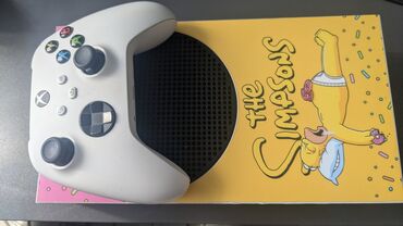 original xbox: XBOX SERIES S В ИДЕАЛЬНОМ СОСТОЯНИИ В Комплекте: Оригинальный геймпад