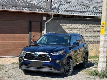 срочно продать машину: Toyota Highlander: 2021 г., 2.5 л, Автомат, Гибрид, Внедорожник