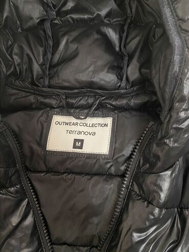 Bayram kostyumları: Terranova brendinin Outwear Collection xəttindən qara rəngli uniseks
