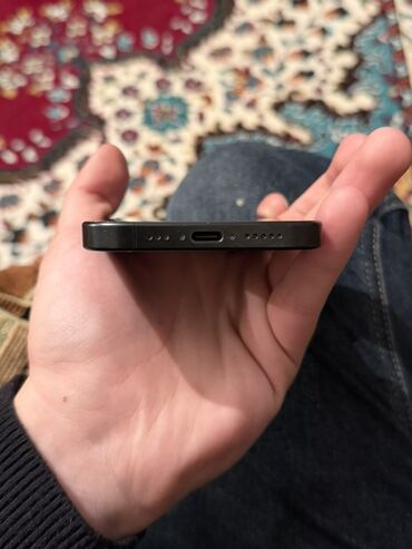 Apple iPhone: IPhone 15 Pro, 256 GB, Qara, Simsiz şarj, Face ID — 5