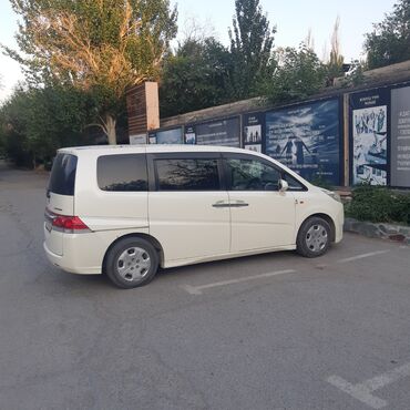 срочно срочно продаю машина: Honda Stepwgn: 2005 г., 2 л, Автомат, Бензин, Минивэн
