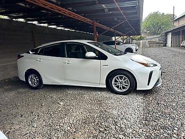электричка ниссан: Toyota Prius: 2019 г., Гибрид — 5