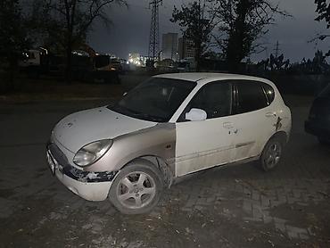 Toyota Duet: 2000 г., 1 л, Автомат, Бензин, Лифтбек