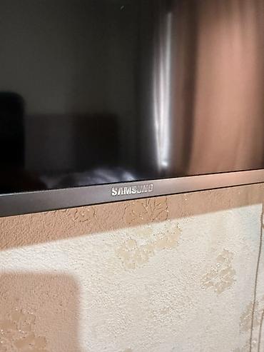 Телевизор Samsung, плоская панель. - Диагональ: ориентировочно 40–43