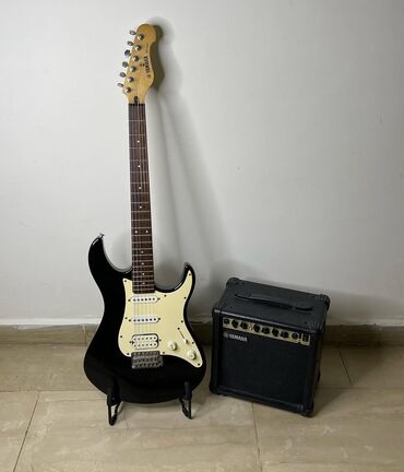 гитарный кабель: Yamaha EG 112C оригинал + комбик Yamaha GA-15 оригинал + чехол зимний
