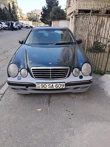 mersedes b: Mercedes-Benz E 240: 2.4 l | 2000 il Sedan — 1