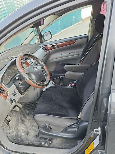 версио: Toyota Avensis Verso: 2002 г., 2 л, Механика, Дизель, Минивэн — 5