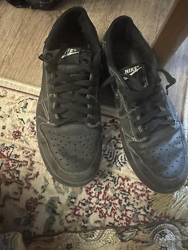 нике кыйуу молдо: Кроссовки Nike, черные, низкий силуэт - Классический дизайн со свушем — 5