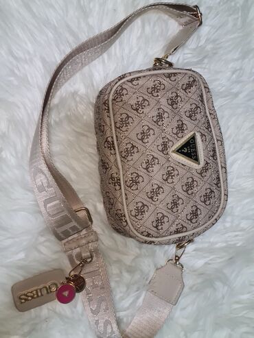 opposite obuca novi sad: Shoulder bag, Guess