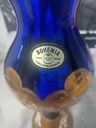 Вазы: Одна ваза — 9