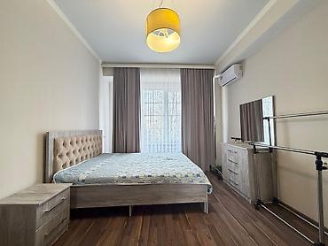 Долгосрочная аренда квартир: 3 комнаты, Агентство недвижимости — 8