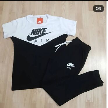 Kompleti: Kompleti pamuk elastin 
S M L XL XXL
Cena 2300 din — 17
